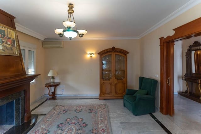 3 bedroom Penthouse for rent in Alhaurín el Grande - € 1,300 (Ref: 9359596)