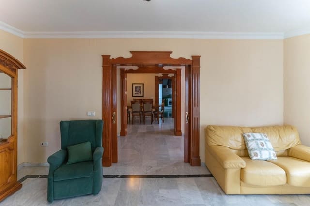 3 bedroom Penthouse for rent in Alhaurín el Grande - € 1,300 (Ref: 9359596)