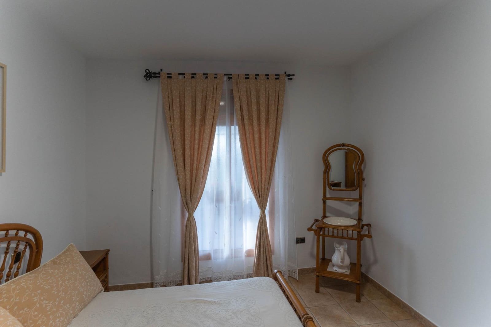 3 bedroom Villa for rent in Alhaurin el Grande with pool - € 1,800 (Ref: 9362638)