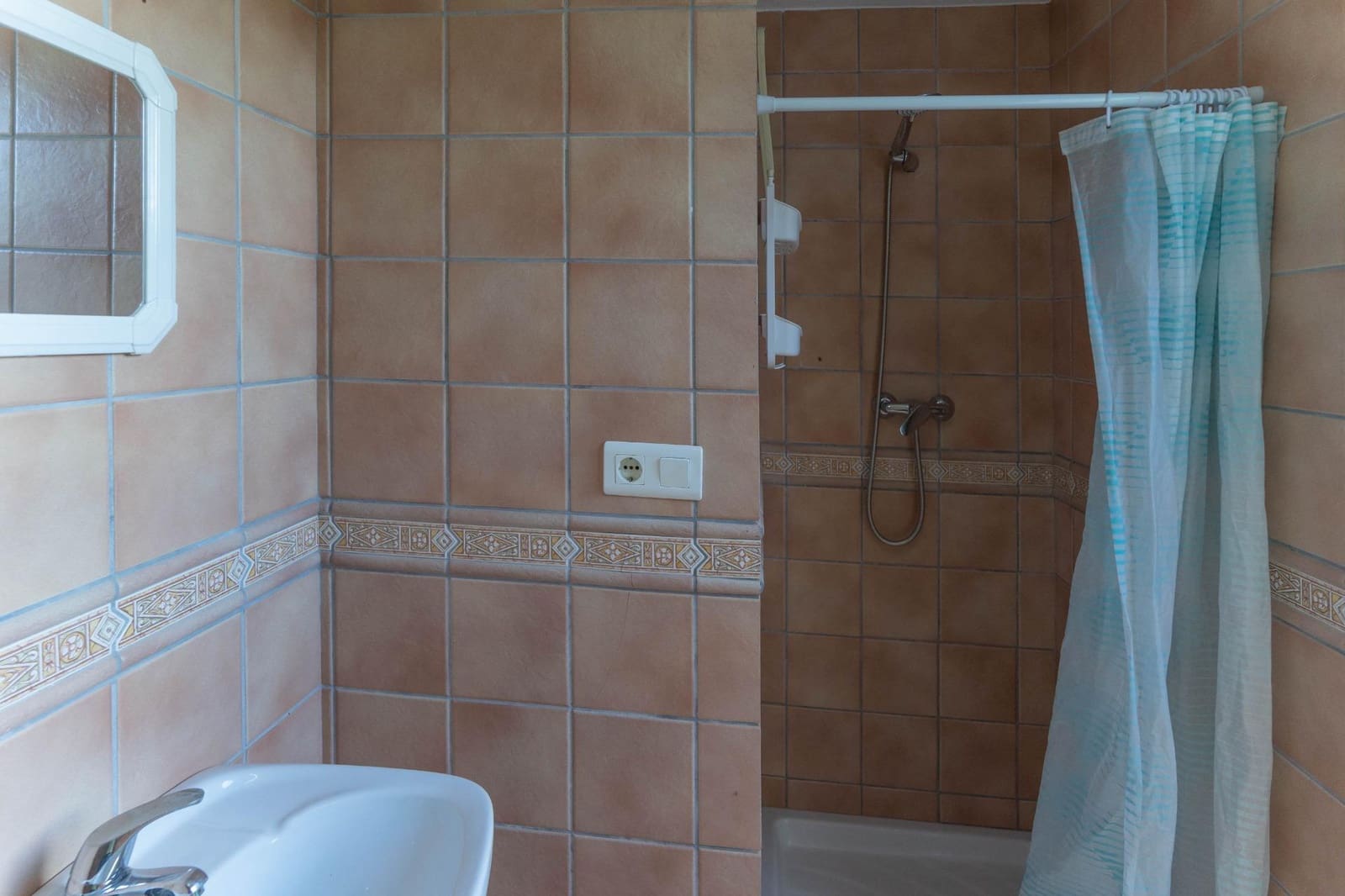 3 bedroom Villa for rent in Alhaurin el Grande with pool - € 1,800 (Ref: 9362638)