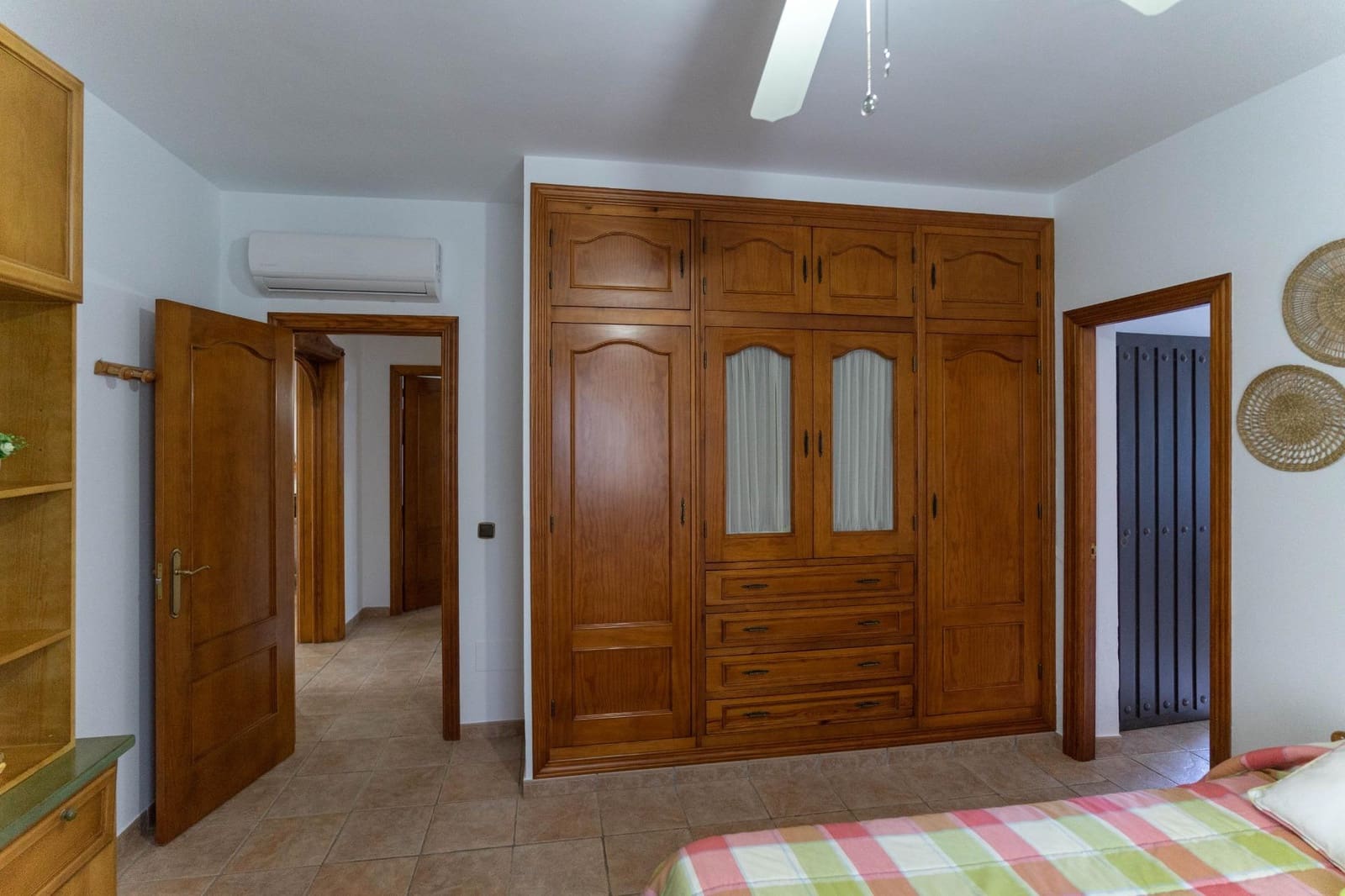 3 bedroom Villa for rent in Alhaurin el Grande with pool - € 1,800 (Ref: 9362638)