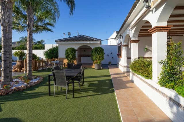 3 soverom Villa til leie i Alhaurín el Grande med svømmebasseng - € 1 800 (Ref: 9362638)