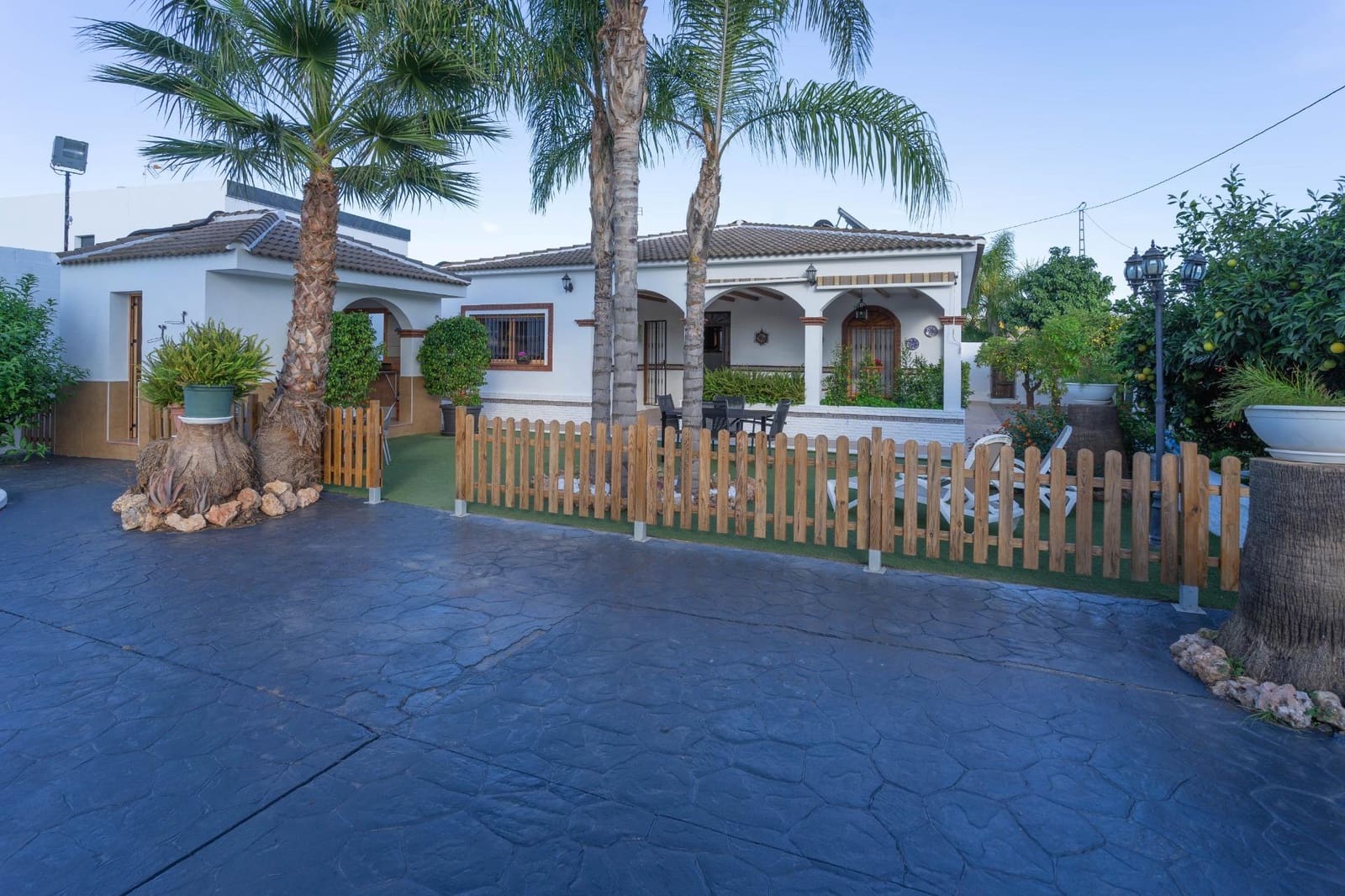 3 bedroom Villa for rent in Alhaurin el Grande with pool - € 1,800 (Ref: 9362638)