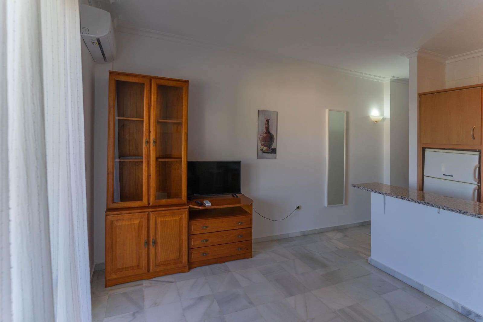Apartamento de 1 habitación en Fuengirola en alquiler con piscina - 1.000 € (Ref: 9427219)