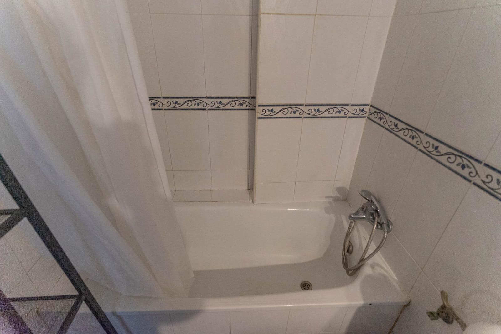 Apartamento de 1 habitación en Fuengirola en alquiler con piscina - 1.000 € (Ref: 9427219)