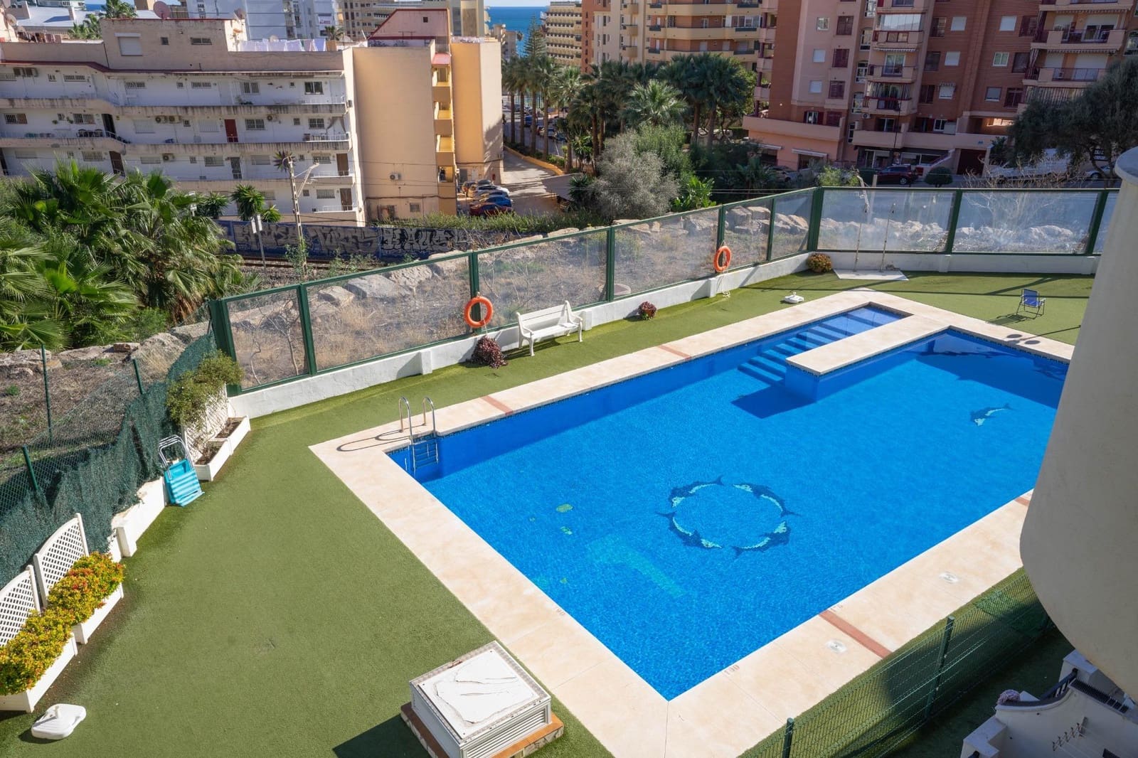 Apartamento de 1 habitación en Fuengirola en alquiler con piscina - 1.000 € (Ref: 9427219)