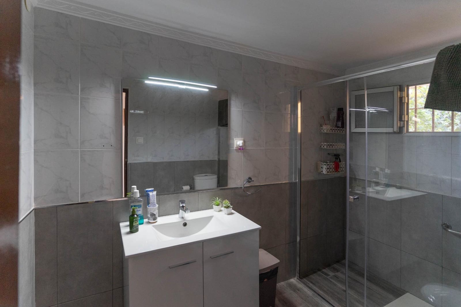 4 soveværelse Villa til salg i Cartama med swimmingpool - € 360.000 (Ref: 9449185)