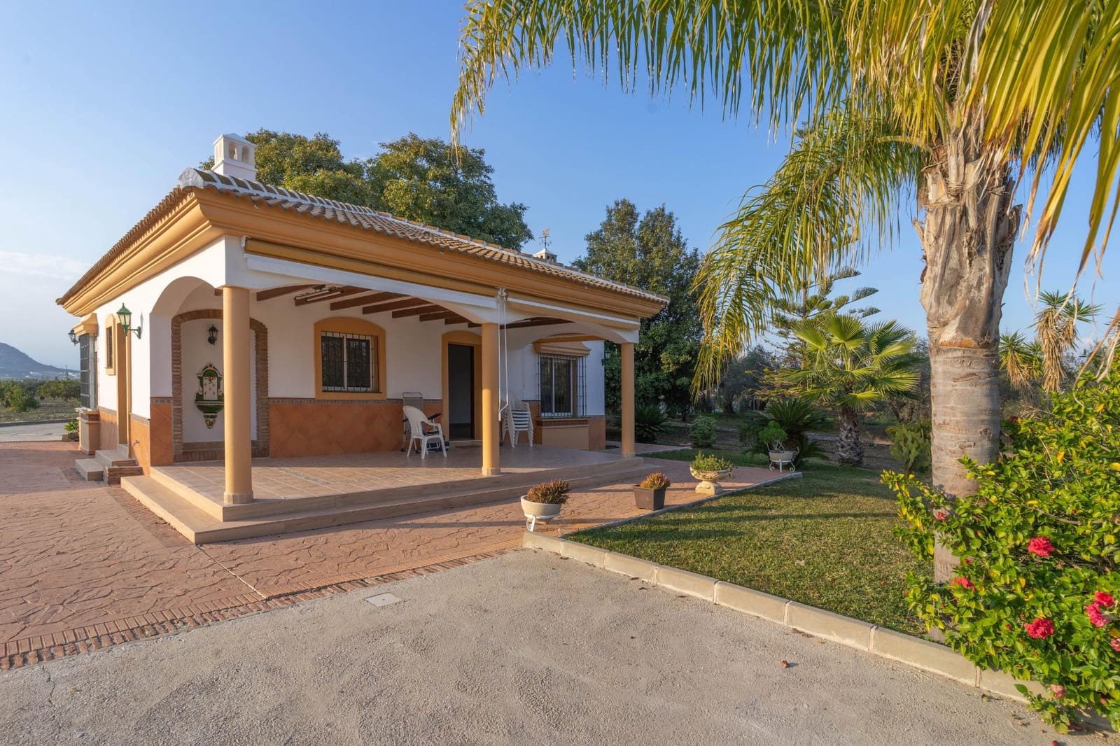 3 sovrum Villa att hyra i Alhaurin el Grande med pool - 1 900 € (Ref: 9450880)