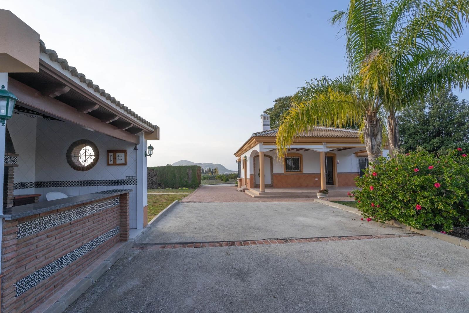 3 sovrum Villa att hyra i Alhaurin el Grande med pool - 1 900 € (Ref: 9450880)