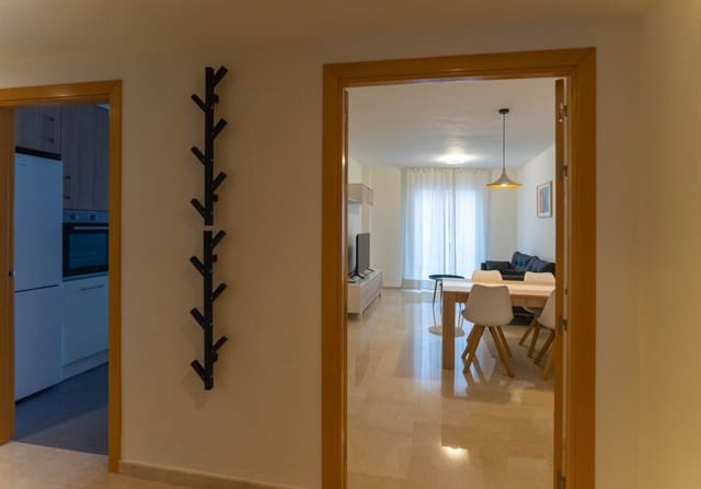 Piso de 3 habitaciones en Alhaurín el Grande en alquiler con garaje - 900 € (Ref: 9488349)