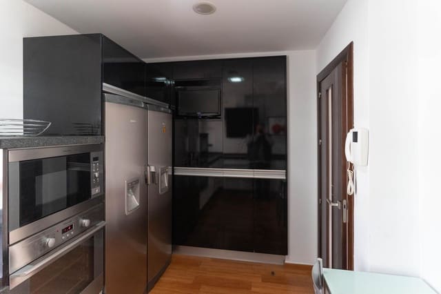 3 soveværelse Lejlighed til leje i Alhaurín el Grande - € 1.000 (Ref: 9488350)