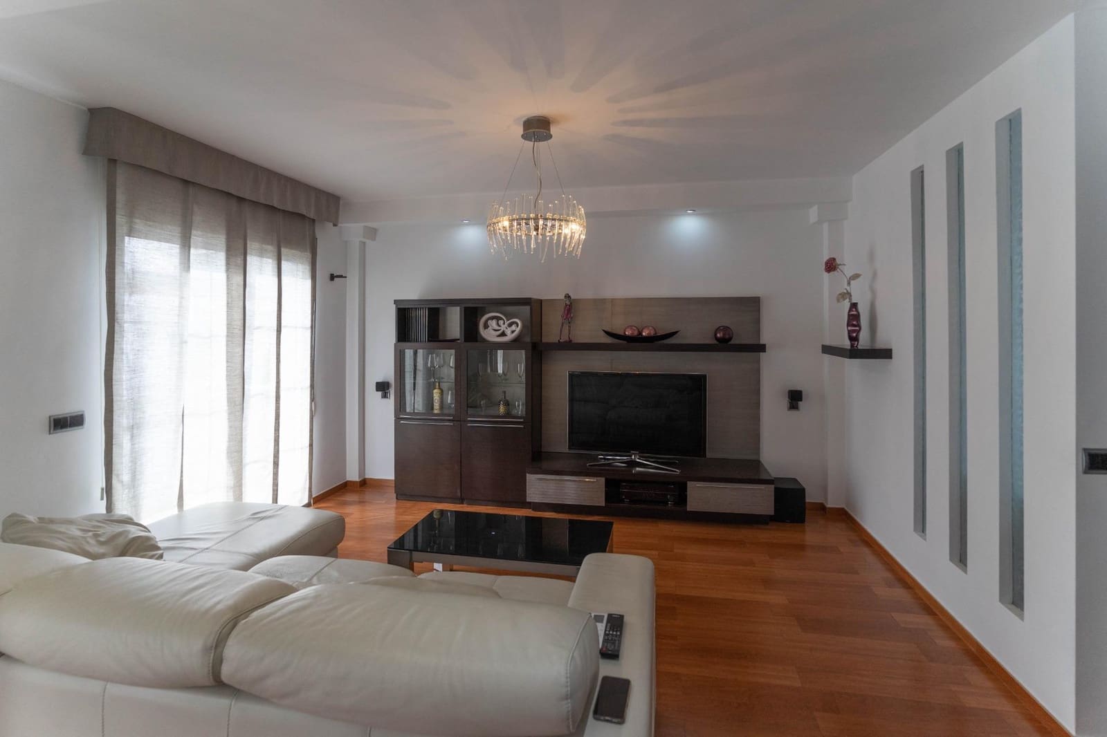 3 soveværelse Lejlighed til leje i Alhaurin el Grande - € 1.000 (Ref: 9488350)