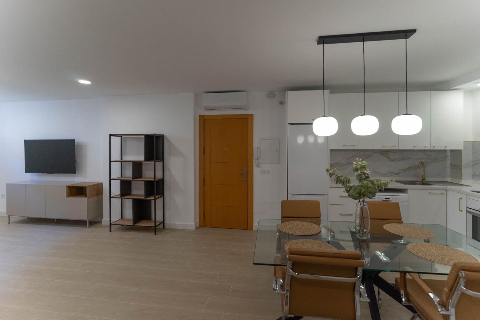 2 soverom Leilighet til leie i Alhaurin el Grande - € 750 (Ref: 9502371)