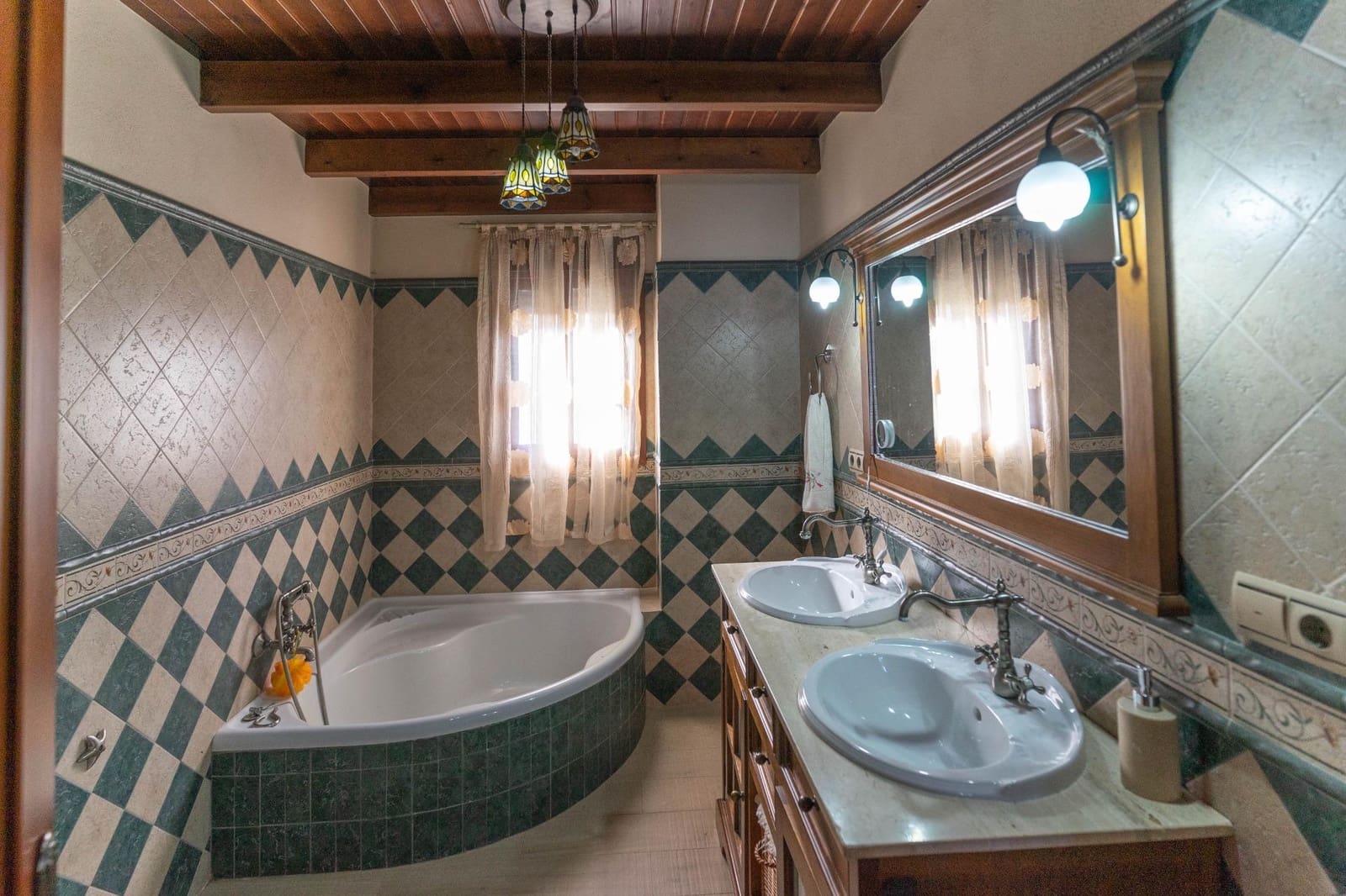 5 soveværelse Villa til leje i Alhaurin el Grande med swimmingpool garage - € 3.300 (Ref: 9513411)