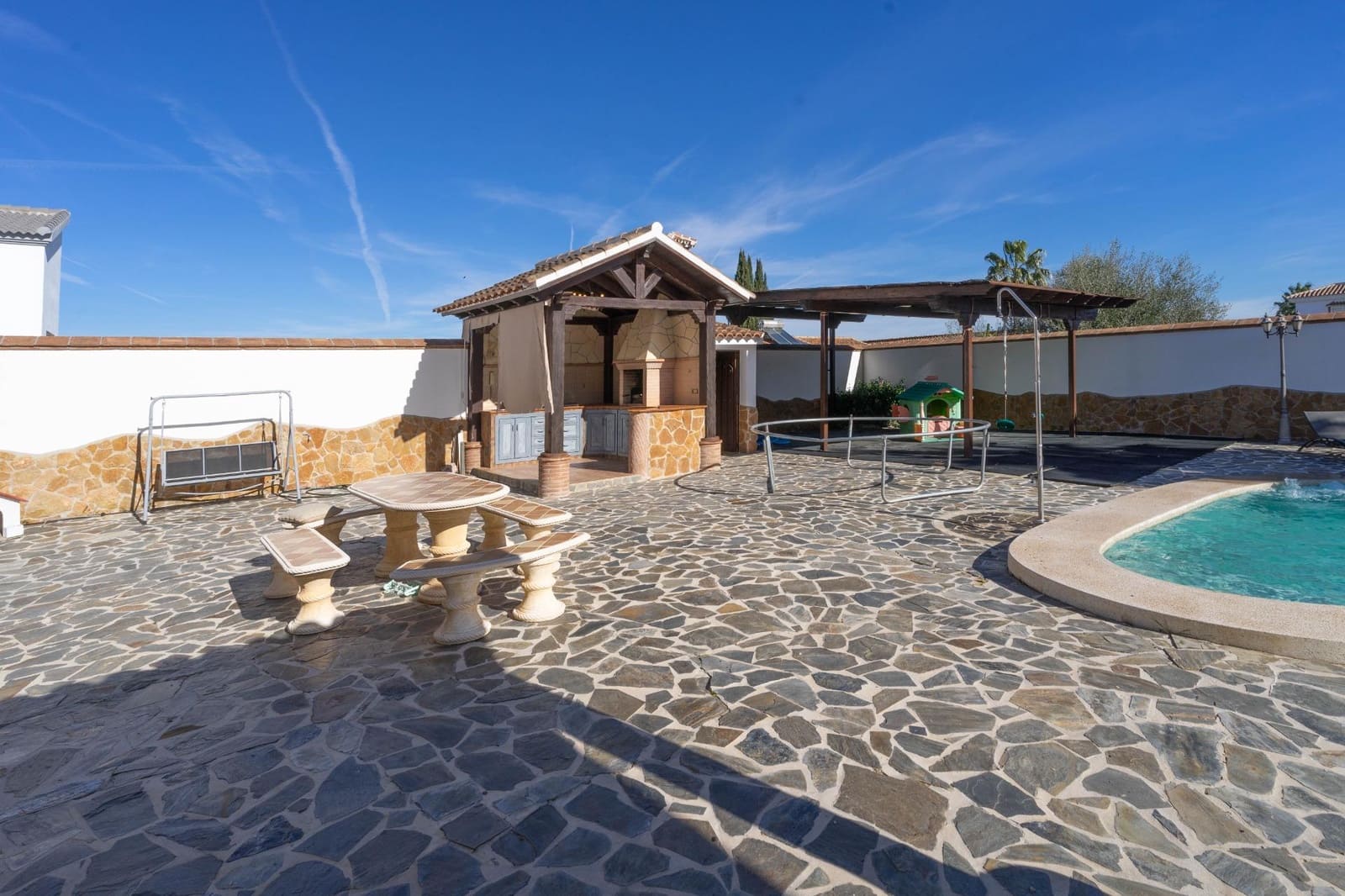 5 soveværelse Villa til leje i Alhaurin el Grande med swimmingpool garage - € 3.300 (Ref: 9513411)