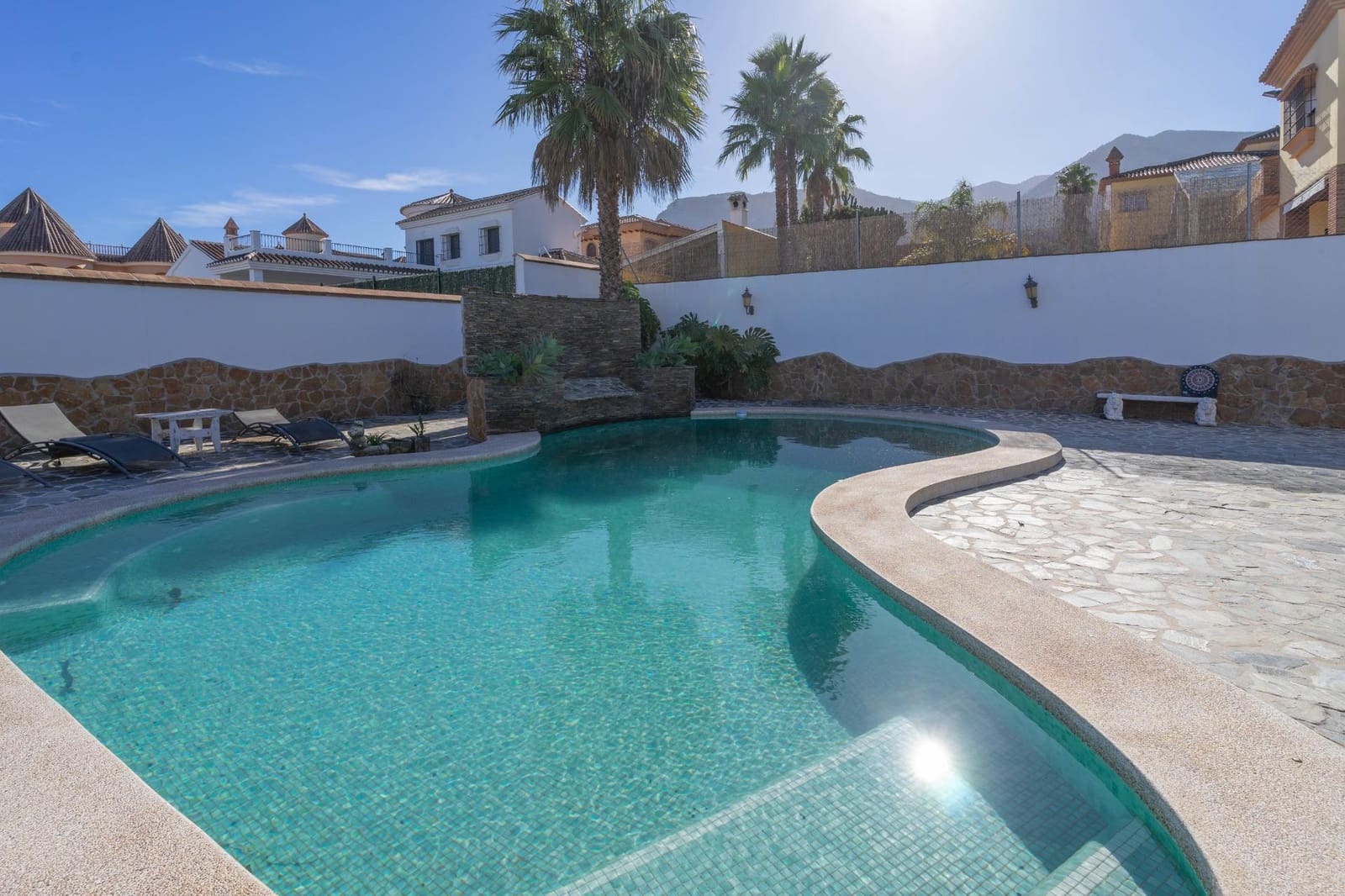 5 soveværelse Villa til leje i Alhaurin el Grande med swimmingpool garage - € 3.300 (Ref: 9513411)