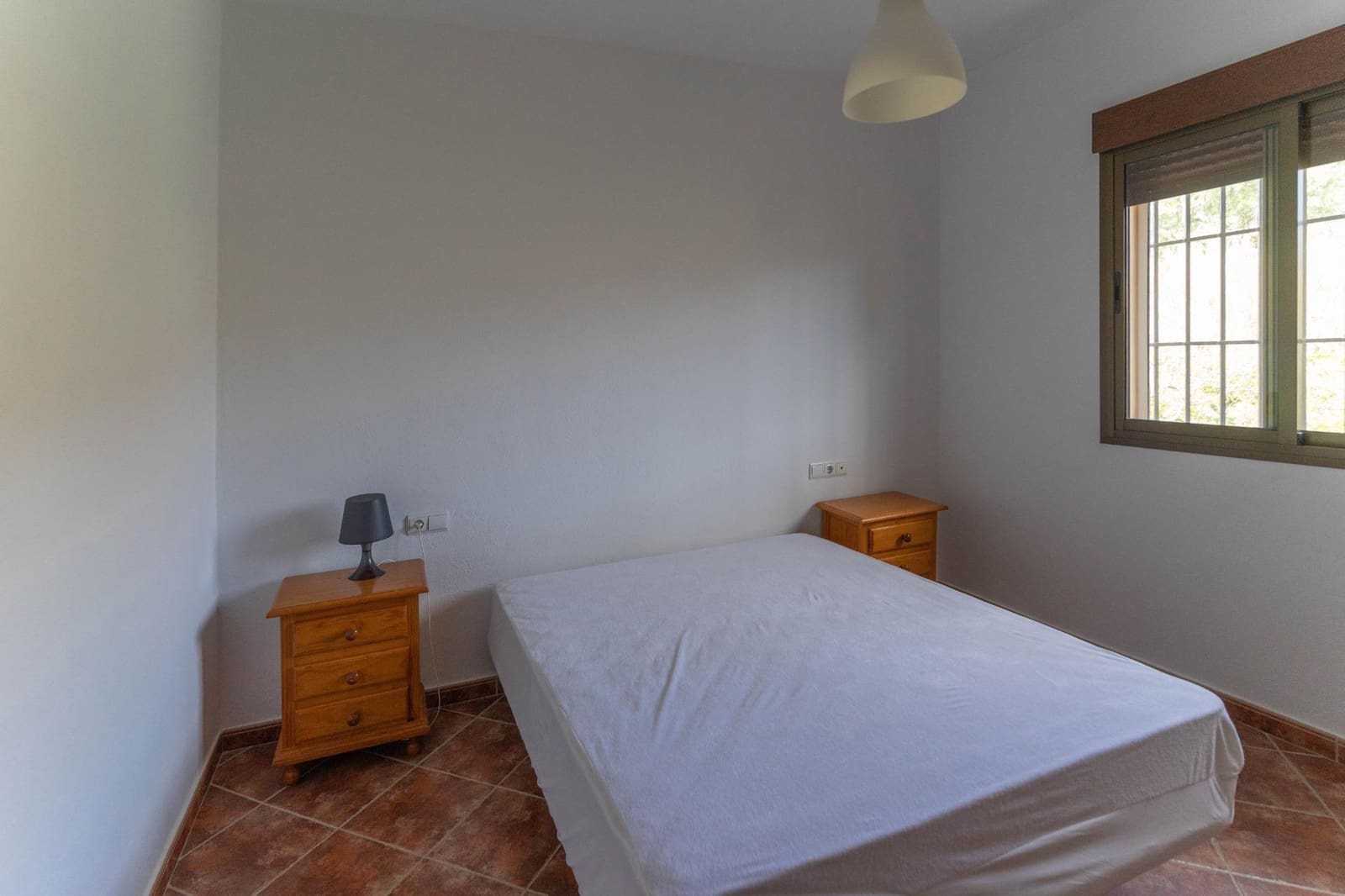 Chalet de 2 habitaciones en Alhaurín el Grande en alquiler con piscina - 1.500 € (Ref: 9543616)