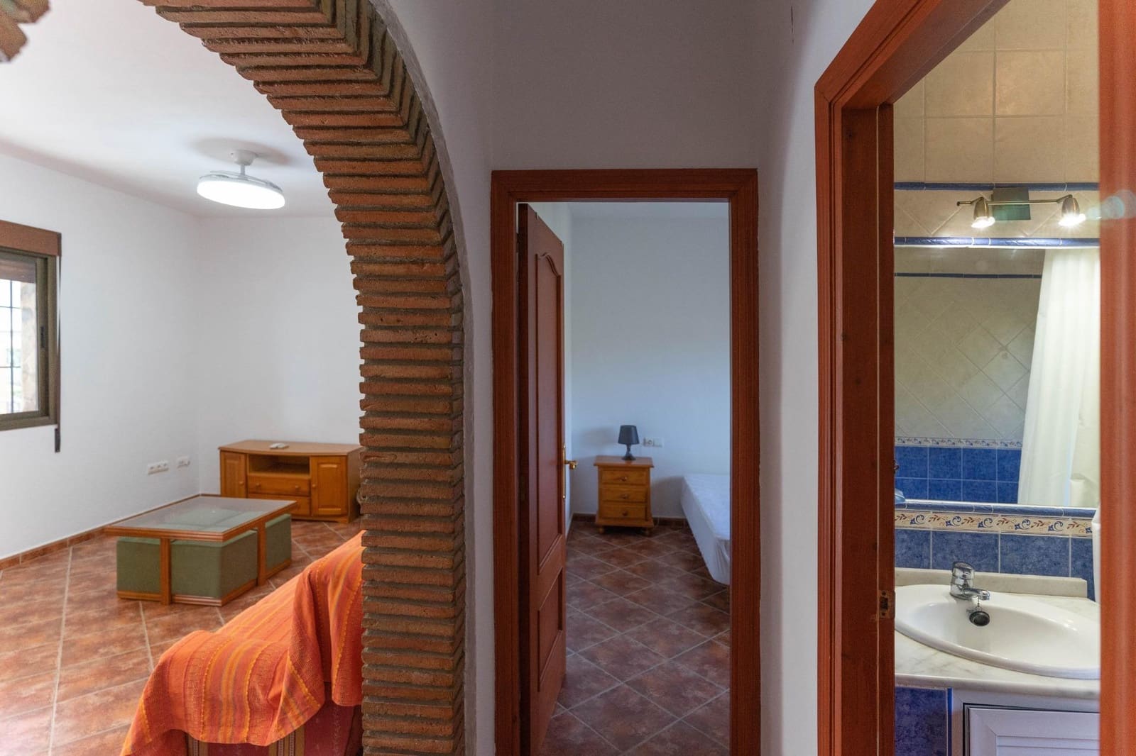 Chalet de 2 habitaciones en Alhaurín el Grande en alquiler con piscina - 1.500 € (Ref: 9543616)