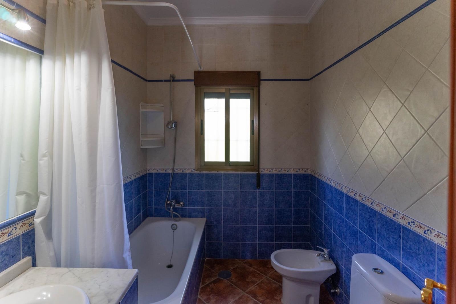 Chalet de 2 habitaciones en Alhaurín el Grande en alquiler con piscina - 1.500 € (Ref: 9543616)