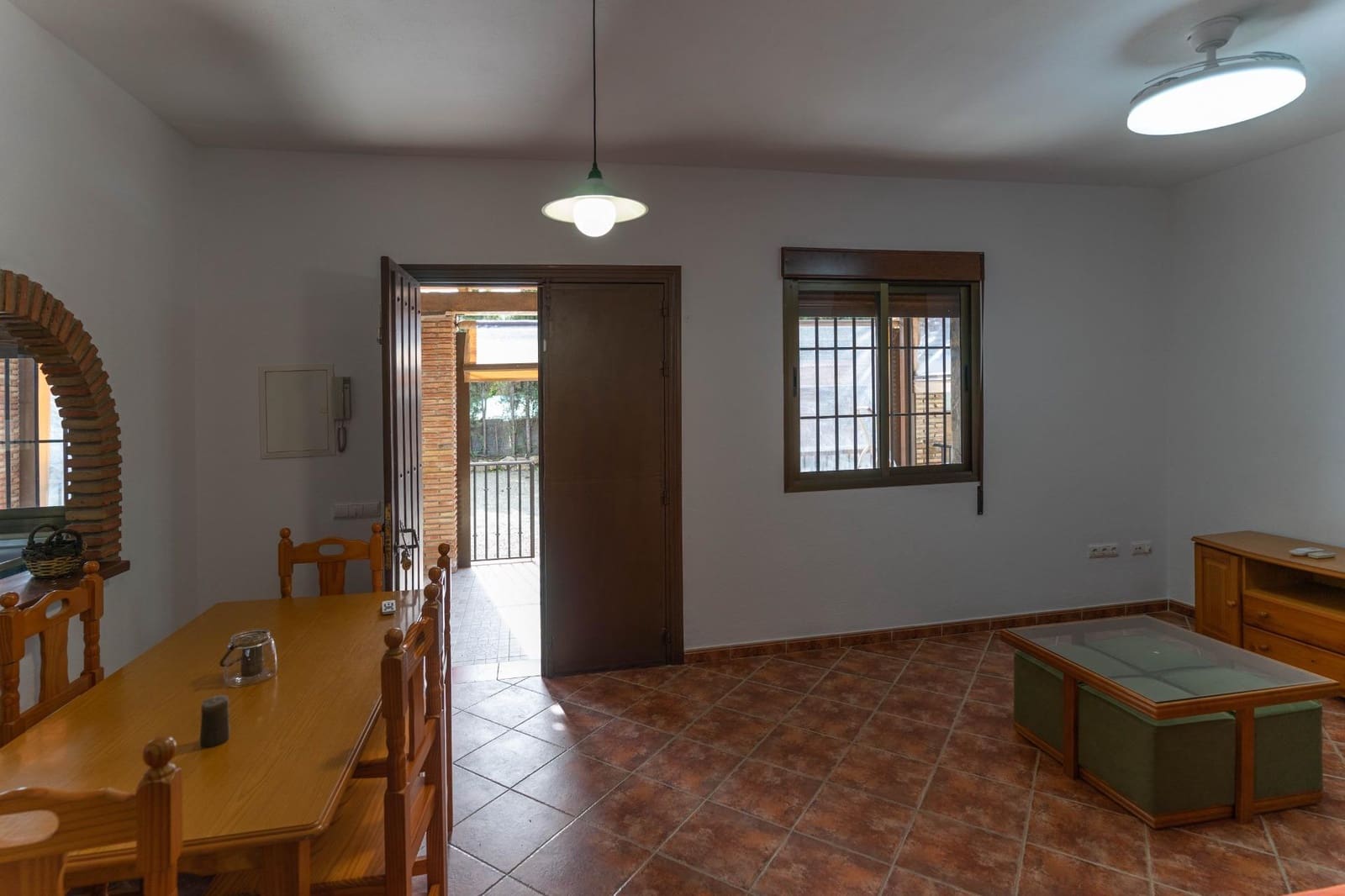 Chalet de 2 habitaciones en Alhaurín el Grande en alquiler con piscina - 1.500 € (Ref: 9543616)