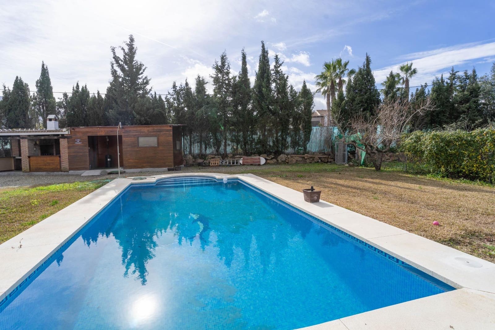 Chalet de 2 habitaciones en Alhaurín el Grande en alquiler con piscina - 1.500 € (Ref: 9543616)