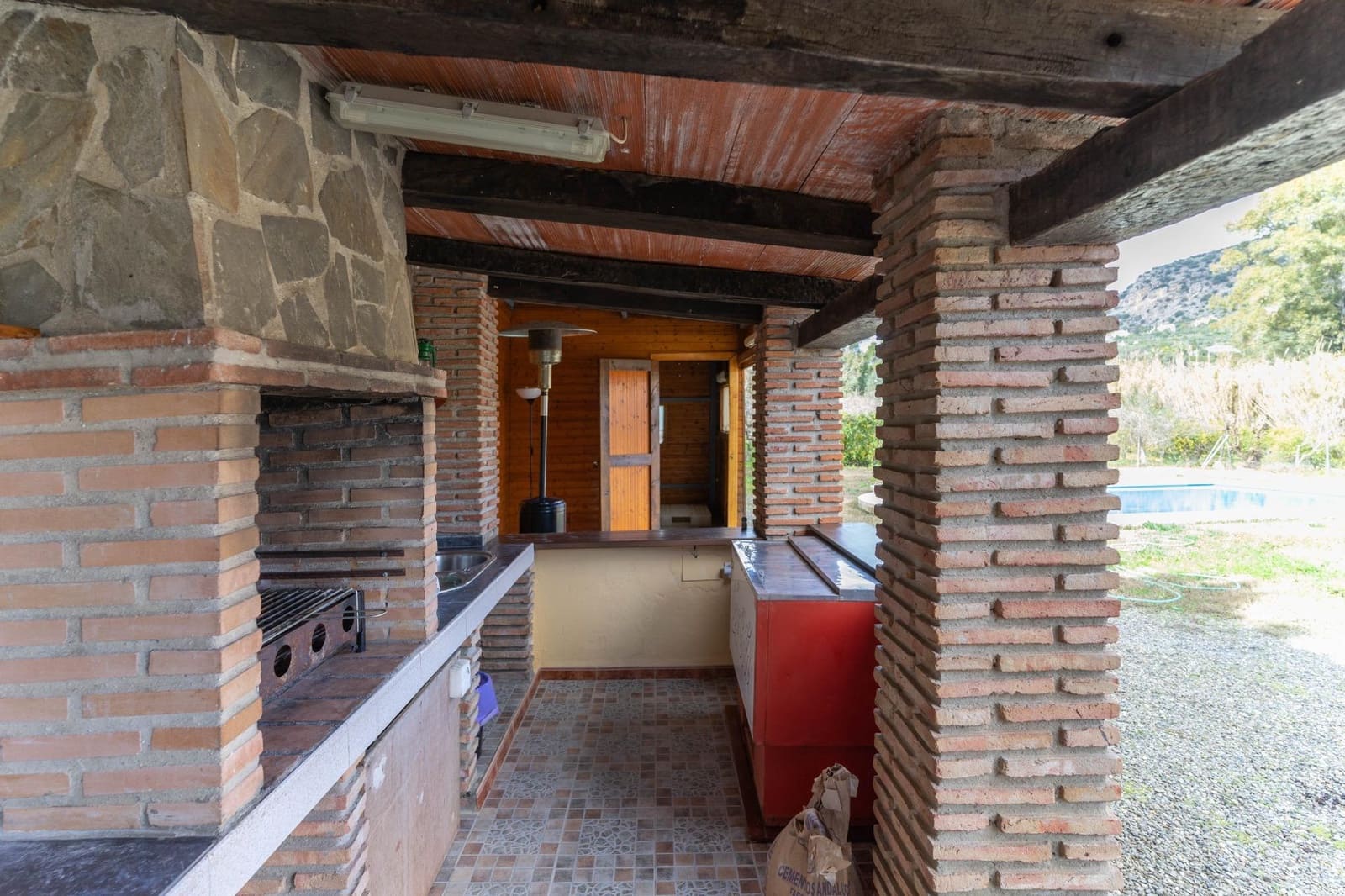 Chalet de 2 habitaciones en Alhaurín el Grande en alquiler con piscina - 1.500 € (Ref: 9543616)