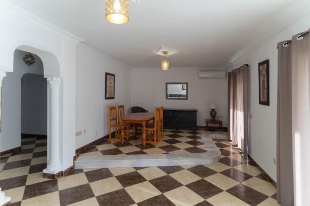 3 quarto Penthouse para arrendar em Alhaurín el Grande - 1 000 € (Ref: 9591289)