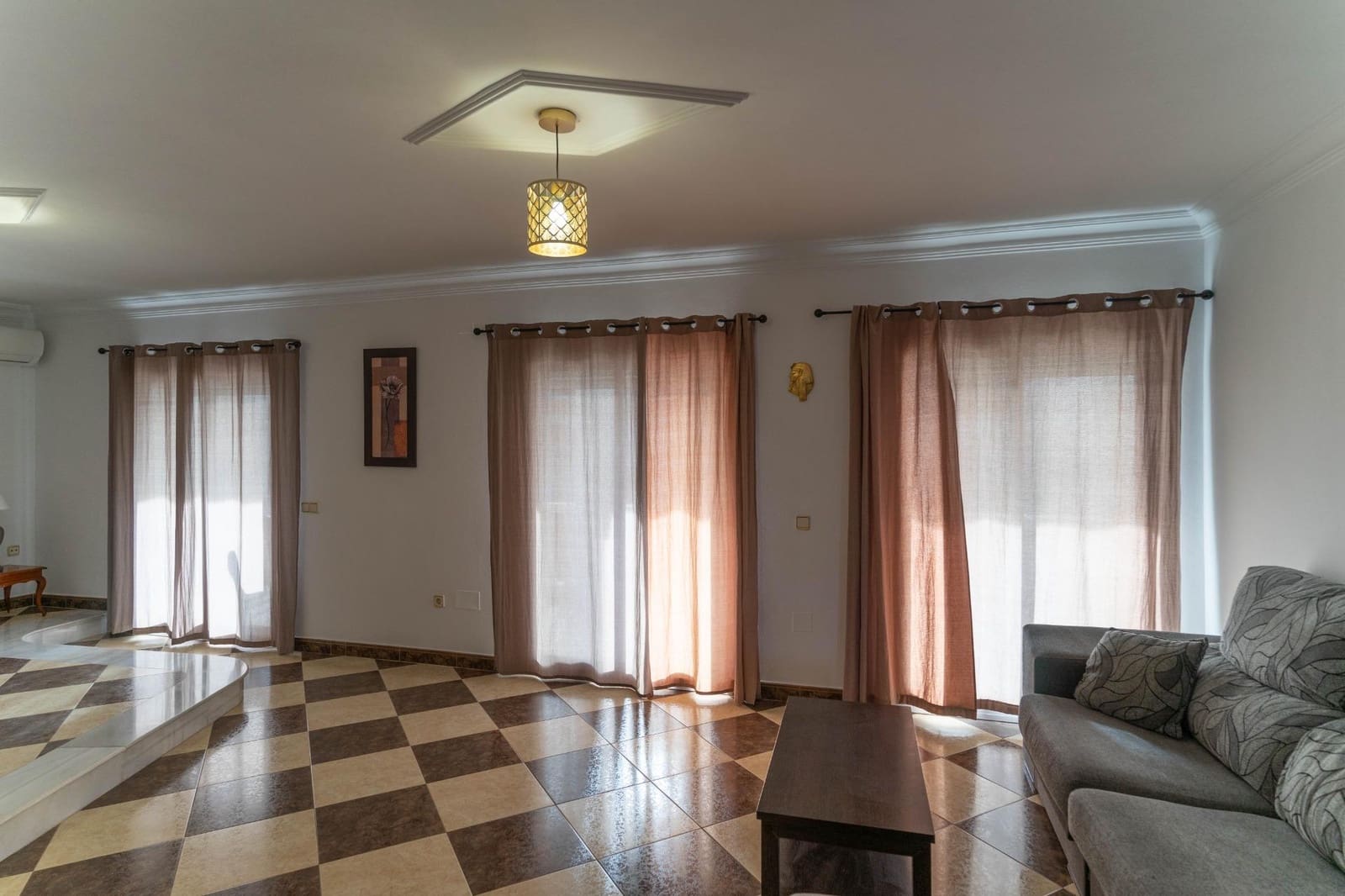 3 bedroom Penthouse for rent in Alhaurin el Grande - € 1,000 (Ref: 9591289)