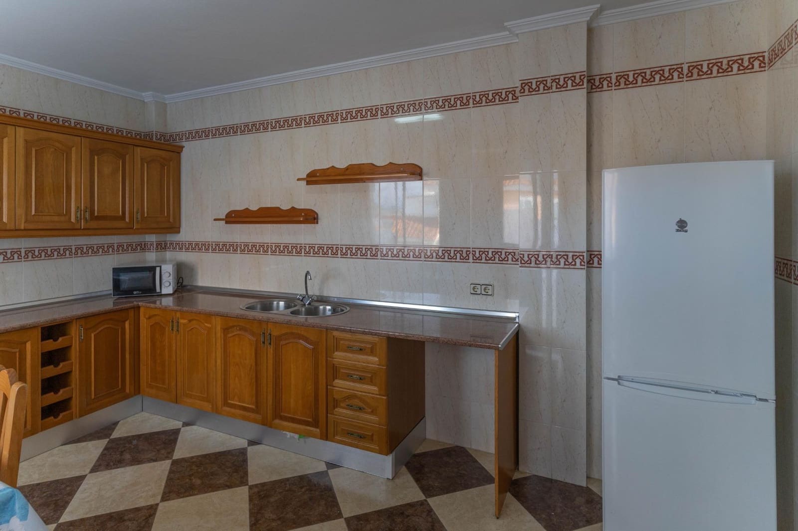 3 bedroom Penthouse for rent in Alhaurin el Grande - € 1,000 (Ref: 9591289)