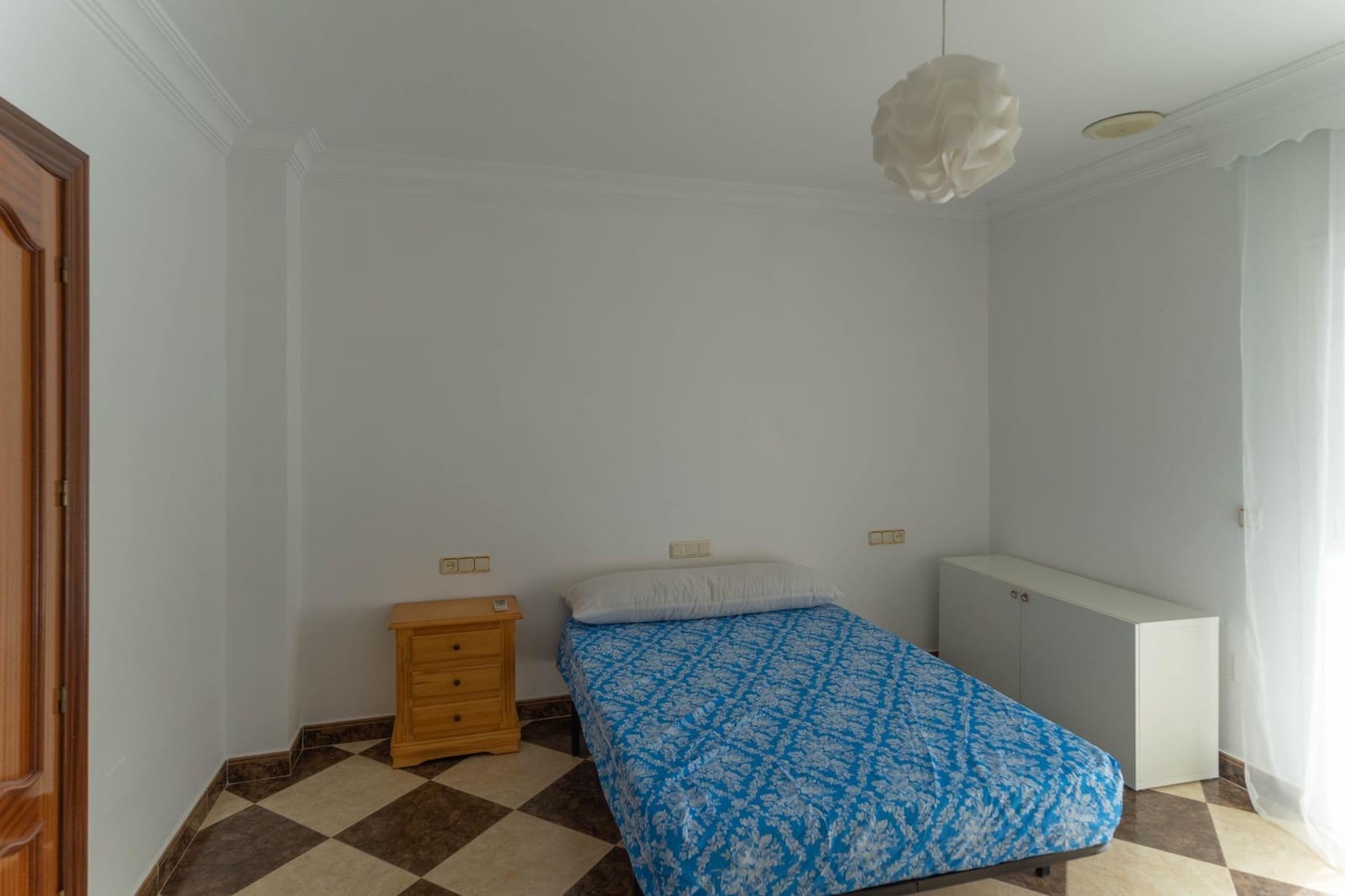 3 bedroom Penthouse for rent in Alhaurin el Grande - € 1,000 (Ref: 9591289)