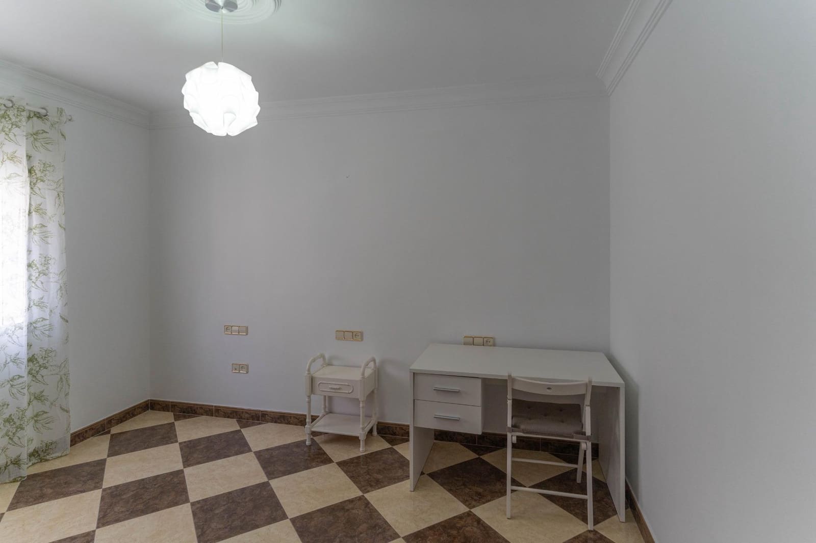 3 bedroom Penthouse for rent in Alhaurin el Grande - € 1,000 (Ref: 9591289)