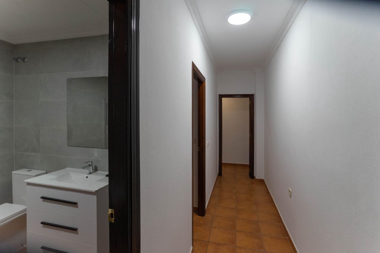 3 slaapkamer Flat te huur in Alhaurin el Grande - € 900 (Ref: 9674220)