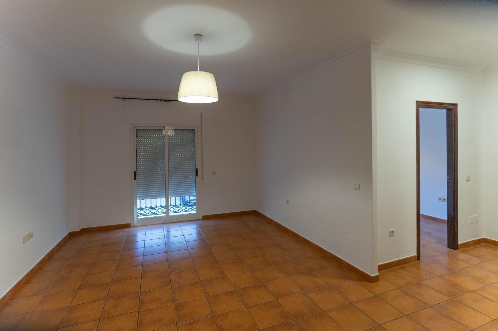 3 slaapkamer Flat te huur in Alhaurin el Grande - € 900 (Ref: 9674220)