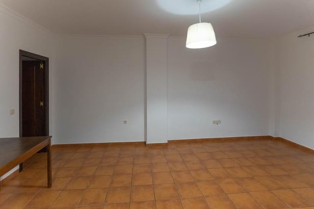 3 slaapkamer Flat te huur in Alhaurín el Grande - € 900 (Ref: 9674220)