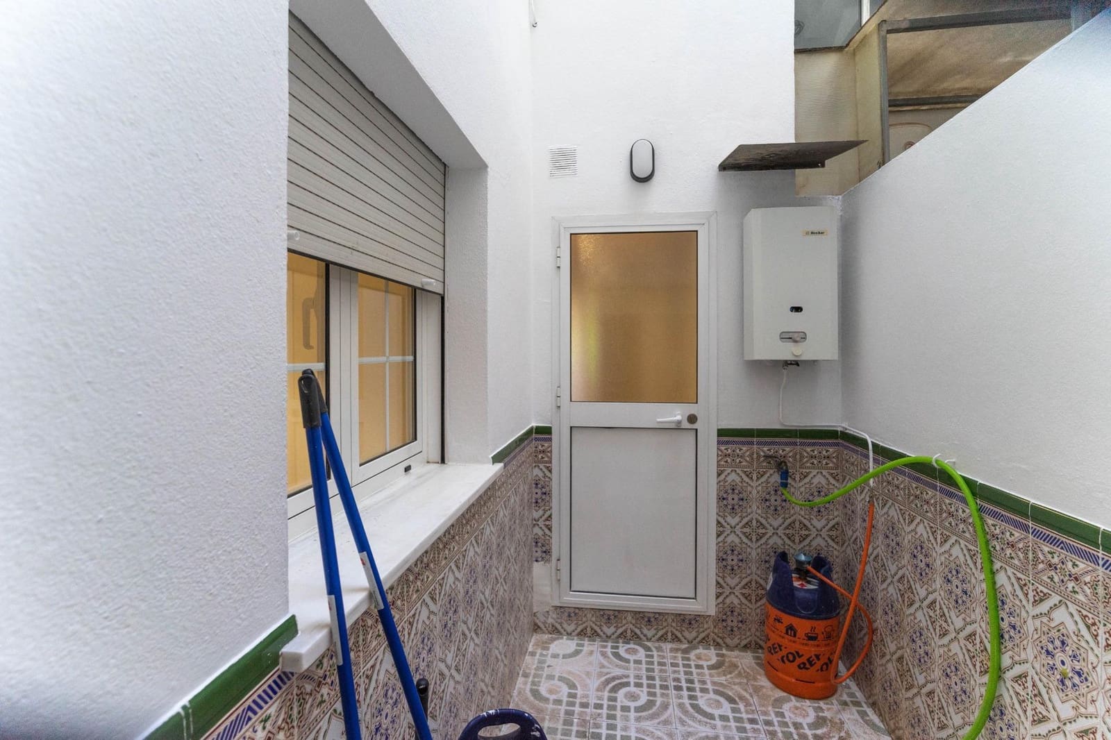 3 slaapkamer Flat te huur in Alhaurin el Grande - € 900 (Ref: 9674220)