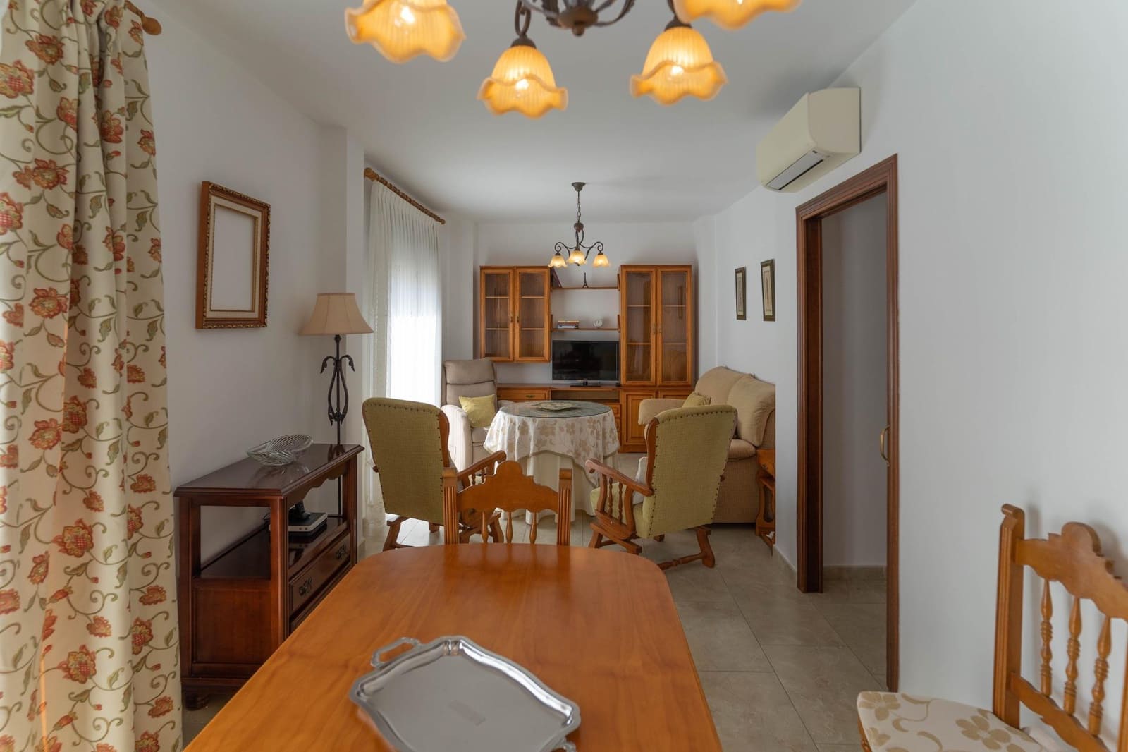 2 slaapkamer Flat te huur in Alhaurin el Grande - € 875 (Ref: 9674221)