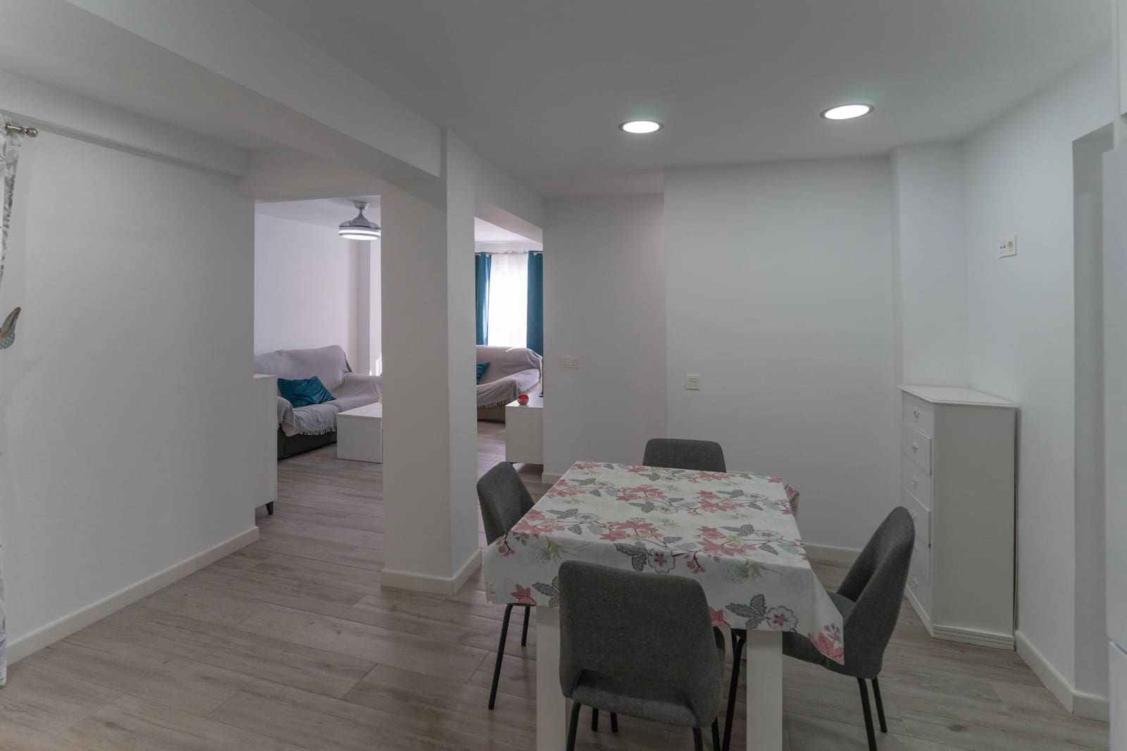 2 makuuhuone Asunto vuokrattavana paikassa Alhaurin el Grande - 900 € (Ref: 9679872)