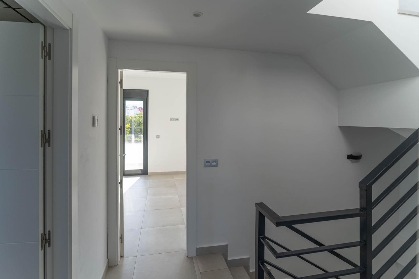 3 soverom Kjedet enebolig til leie i Alhaurin el Grande med svømmebasseng garasje - € 1 700 (Ref: 9714935)