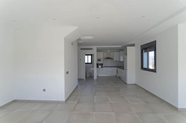 3 soverom Kjedet enebolig til leie i Alhaurín el Grande med svømmebasseng garasje - € 1 700 (Ref: 9714935)