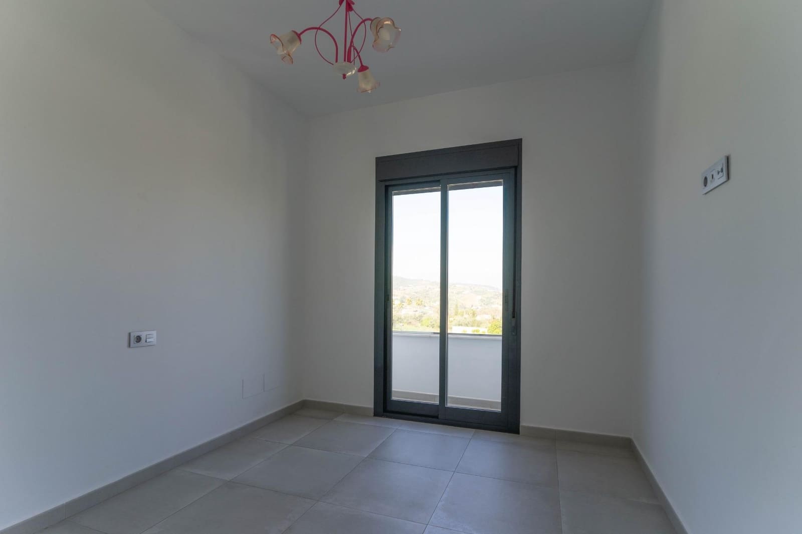 3 soverom Kjedet enebolig til leie i Alhaurin el Grande med svømmebasseng garasje - € 1 700 (Ref: 9714935)
