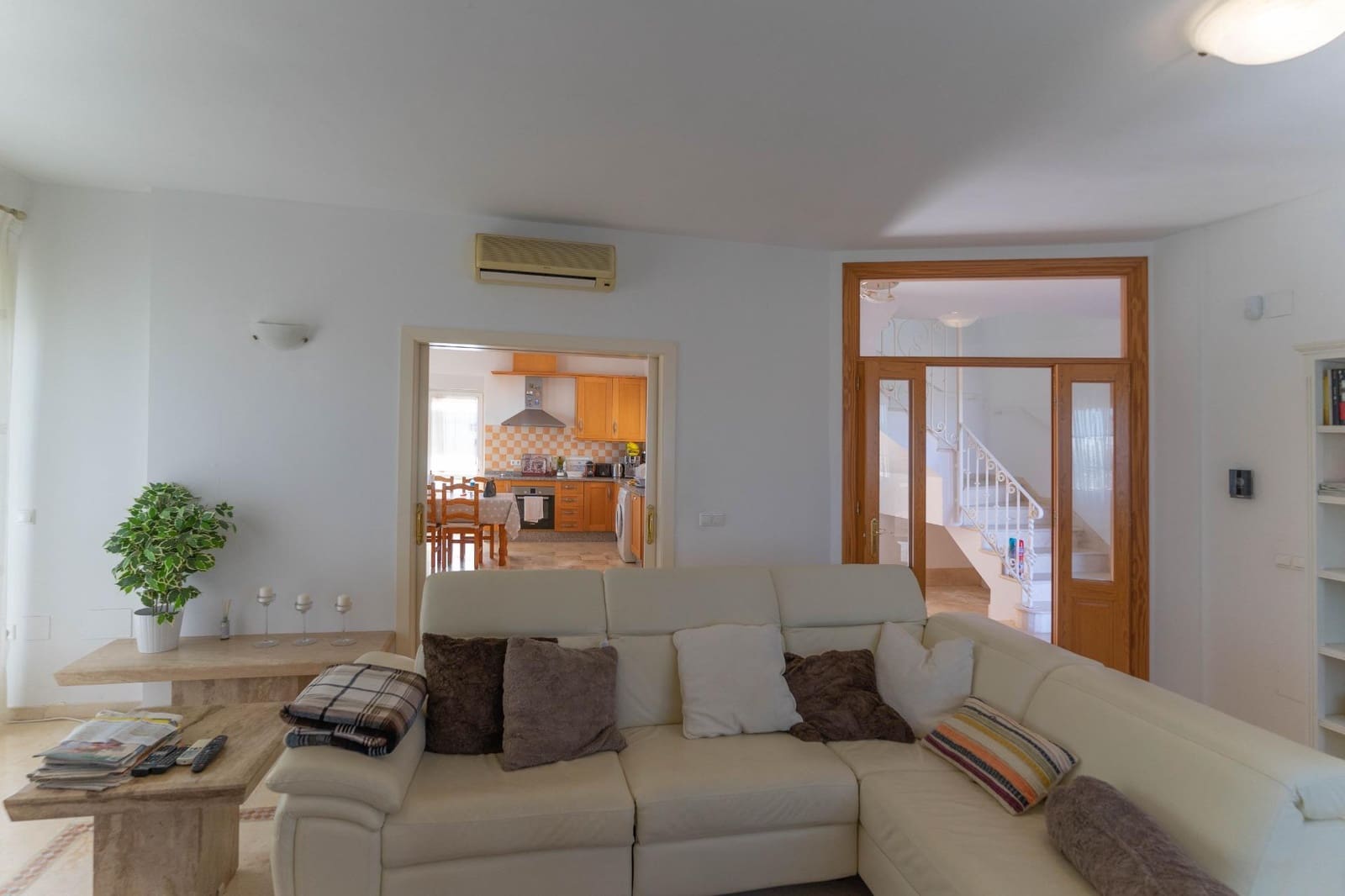 3 quarto Moradia para arrendar em Alhaurin el Grande com piscina garagem - 2 500 € (Ref: 9747893)