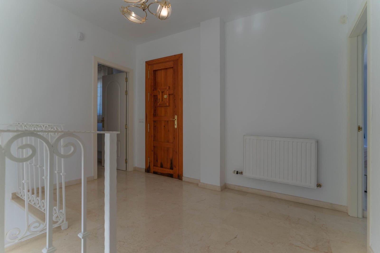 3 quarto Moradia para arrendar em Alhaurin el Grande com piscina garagem - 2 500 € (Ref: 9747893)