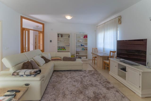 3 sypialnia Willa do wynajęcia w Alhaurín el Grande z basenem garażem - 2 500 € (Ref: 9747893)