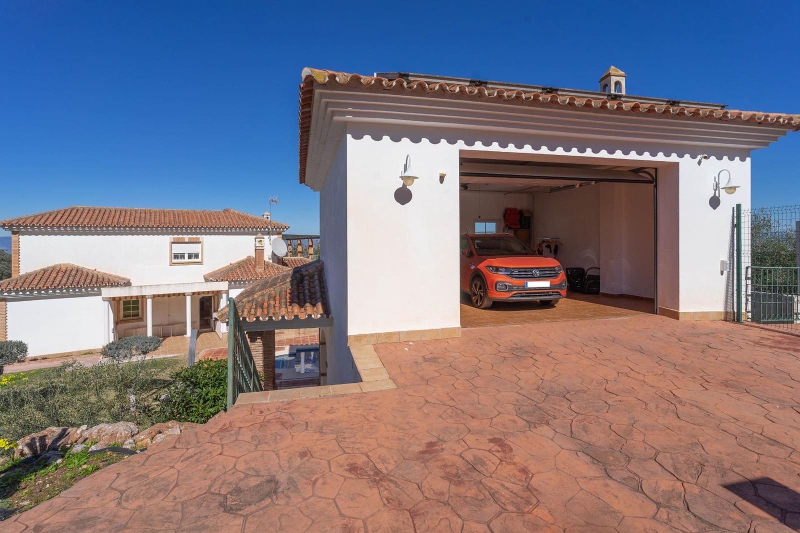 3 quarto Moradia para arrendar em Alhaurin el Grande com piscina garagem - 2 500 € (Ref: 9747893)