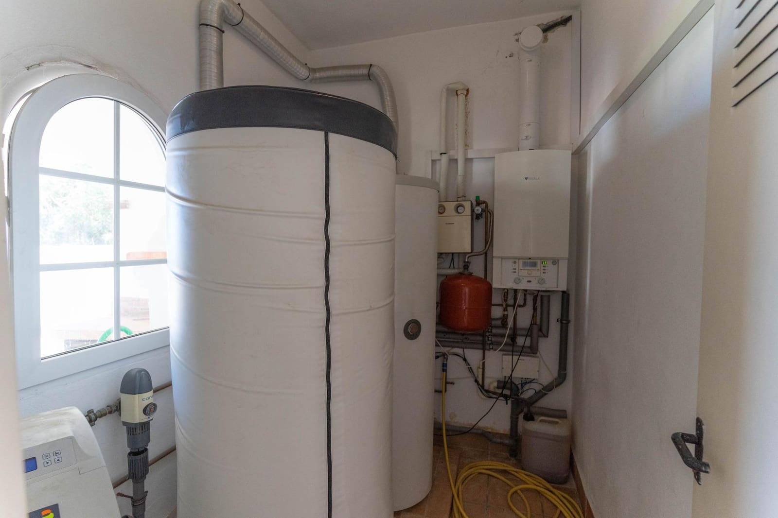 3 quarto Moradia para arrendar em Alhaurin el Grande com piscina garagem - 2 500 € (Ref: 9747893)