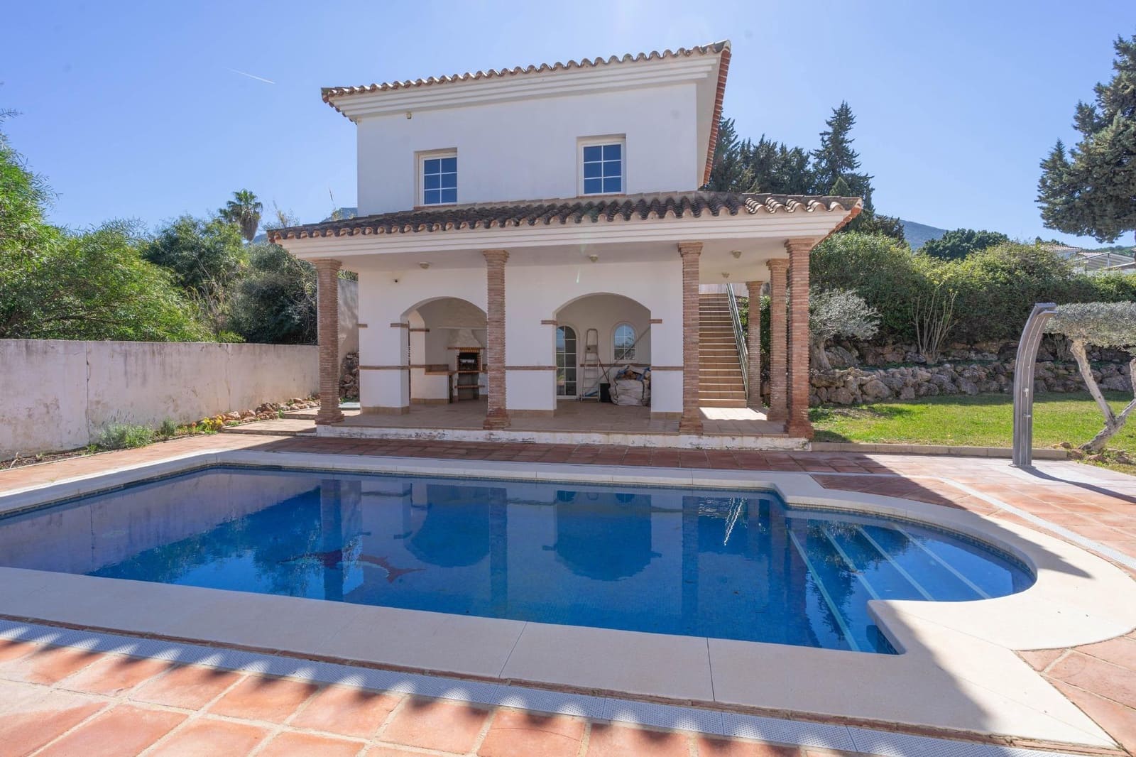 3 quarto Moradia para arrendar em Alhaurin el Grande com piscina garagem - 2 500 € (Ref: 9747893)