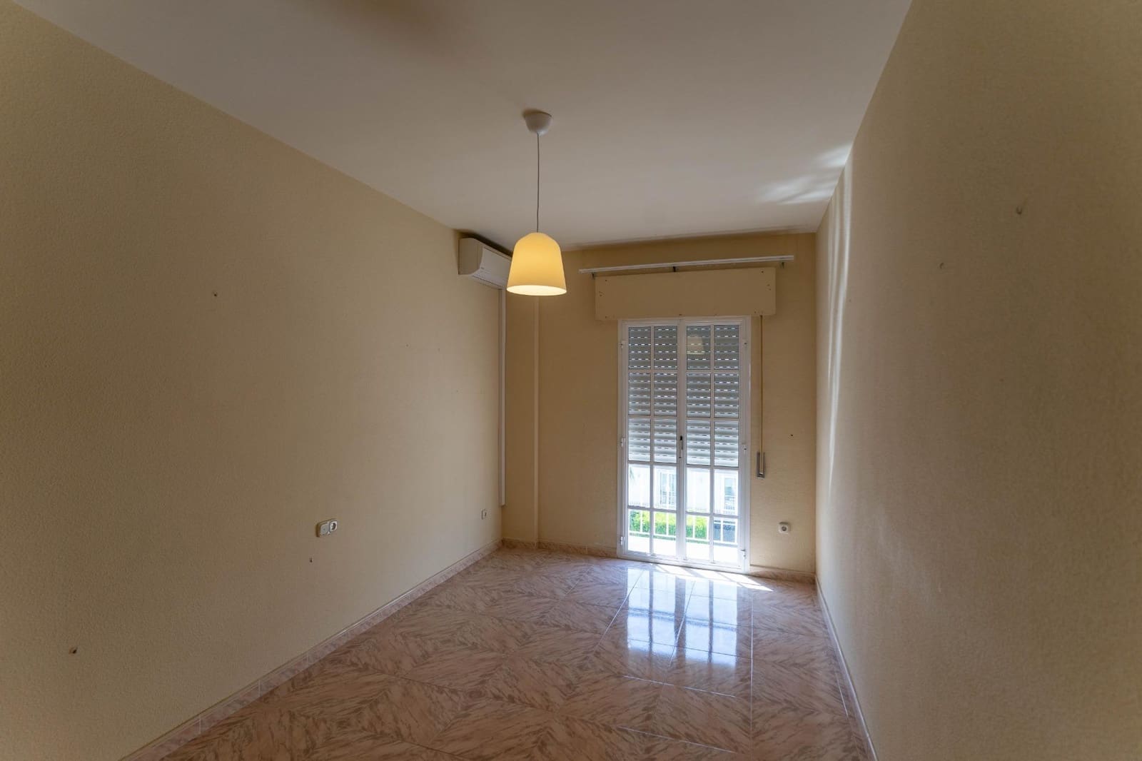 3 bedroom Penthouse for rent in Alhaurin el Grande - € 1,200 (Ref: 9825257)