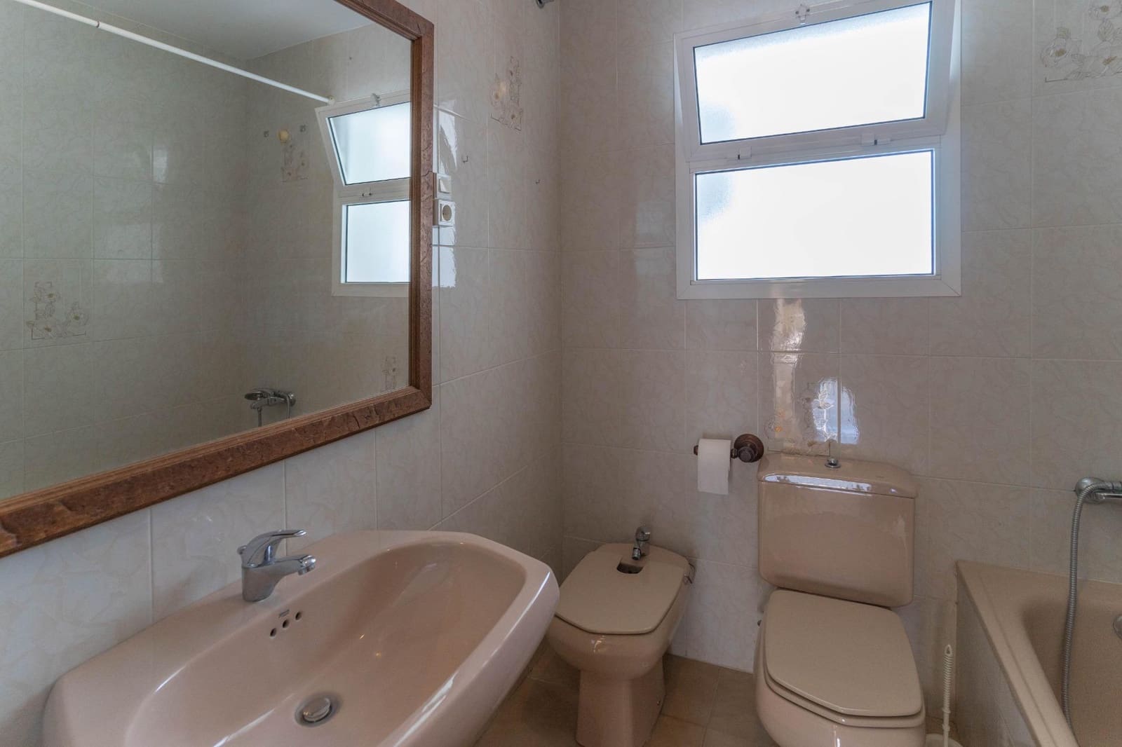 3 bedroom Penthouse for rent in Alhaurin el Grande - € 1,200 (Ref: 9825257)