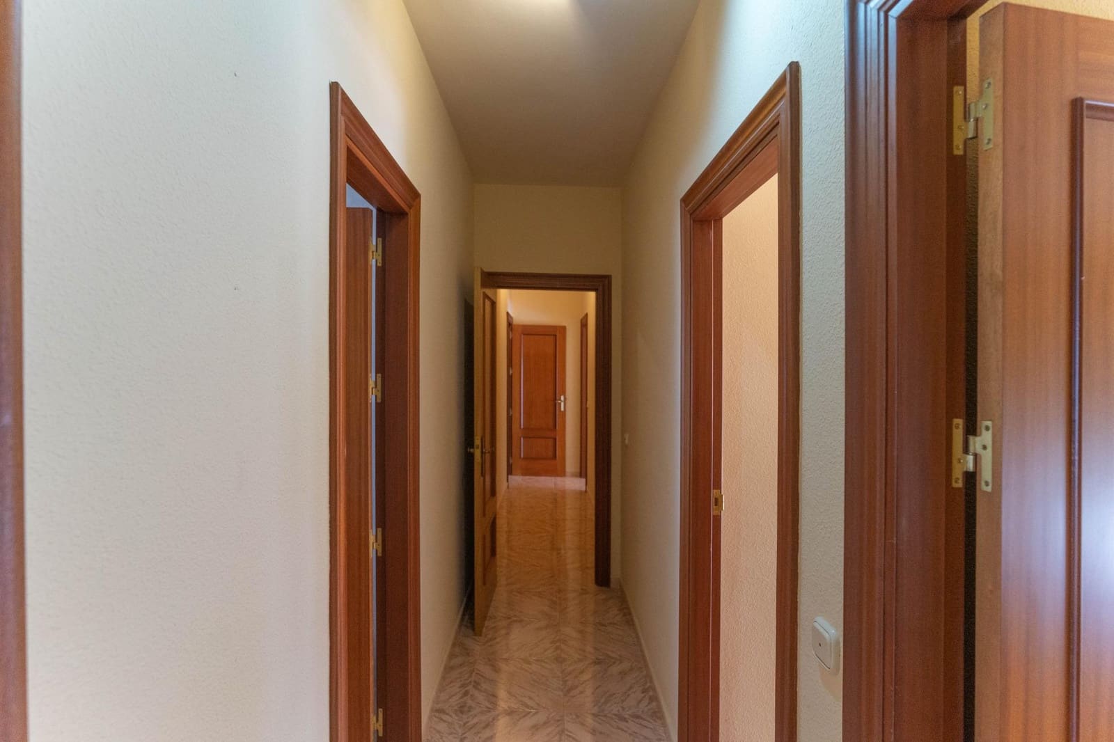 3 bedroom Penthouse for rent in Alhaurin el Grande - € 1,200 (Ref: 9825257)