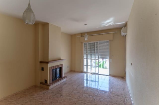3 bedroom Penthouse for rent in Alhaurín el Grande - € 1,200 (Ref: 9825257)